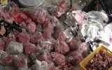 پلمب یک کارخانه فرآورده‌های گوشتی در تبریز/ کشف و ضبط ۳۰ تن فرآورده‌های خام دامی غیر بهداشتی