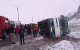 واژگونی مینی‌بوس در محور هادی‌شهر به جلفا