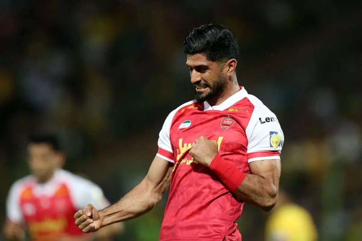 تنها مانع بازگشت اسماعیلی‌فر به پرسپولیس؛ پول نه، قرارداد با تراکتور