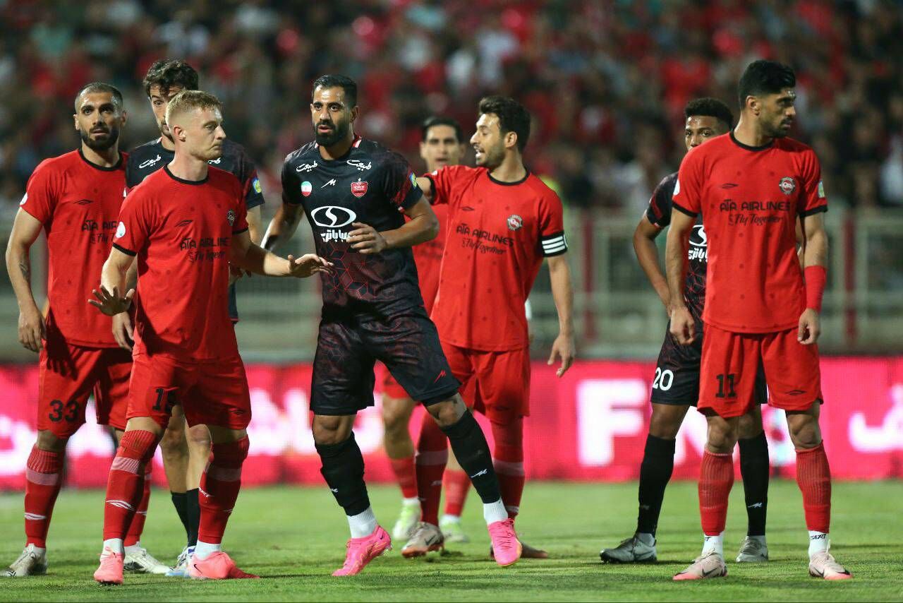 ورزشگاه آزادی میزبان دیدار پرسپولیس و تراکتور