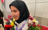 قدردانی یک قهرمان المپیک دانشآموزی از مادران ورزشکاران قدردانی یک قهرمان المپیک دانشآموزی از مادران ورزشکاران