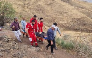 نجات طبیعت‌گرد مصدوم در ارتفاعات هادیشهر